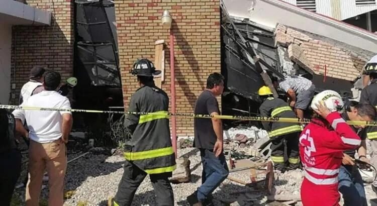 Reportan 7 muertos por derrumbe en iglesia de Tamaulipas Reportan 7 muertos por derrumbe en iglesia de Tamaulipas