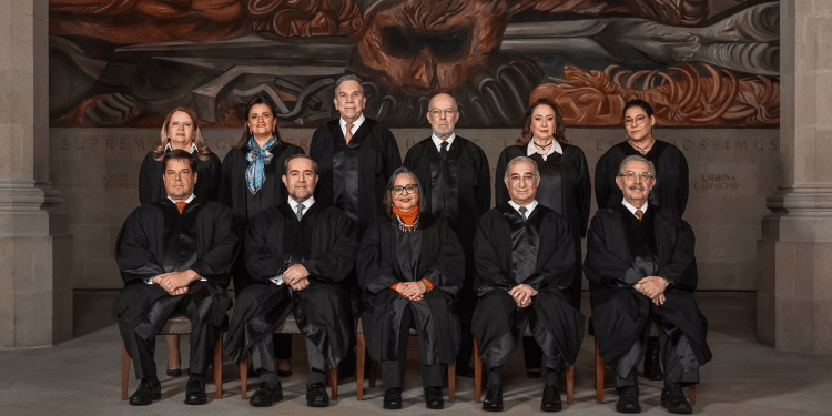La Suprema Corte desestima el proyecto de González Alcántara Carrancá por falta de votos y abre paso a la reforma judicial La Suprema Corte desestima el proyecto de González Alcántara Carrancá por falta de votos y abre paso a la reforma judicial
