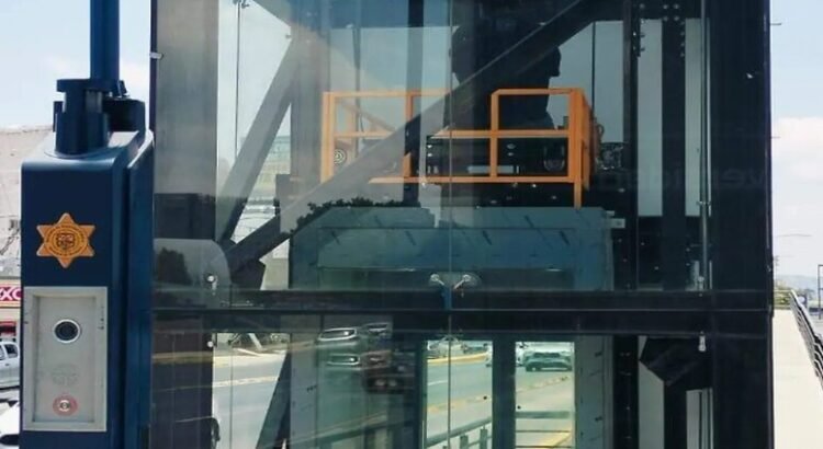 Se realizan las pruebas en elevadores de estación Universidad