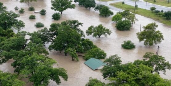 El gobierno de Querétaro confirma la muerte de pareja mexicana en inundaciones de Texas